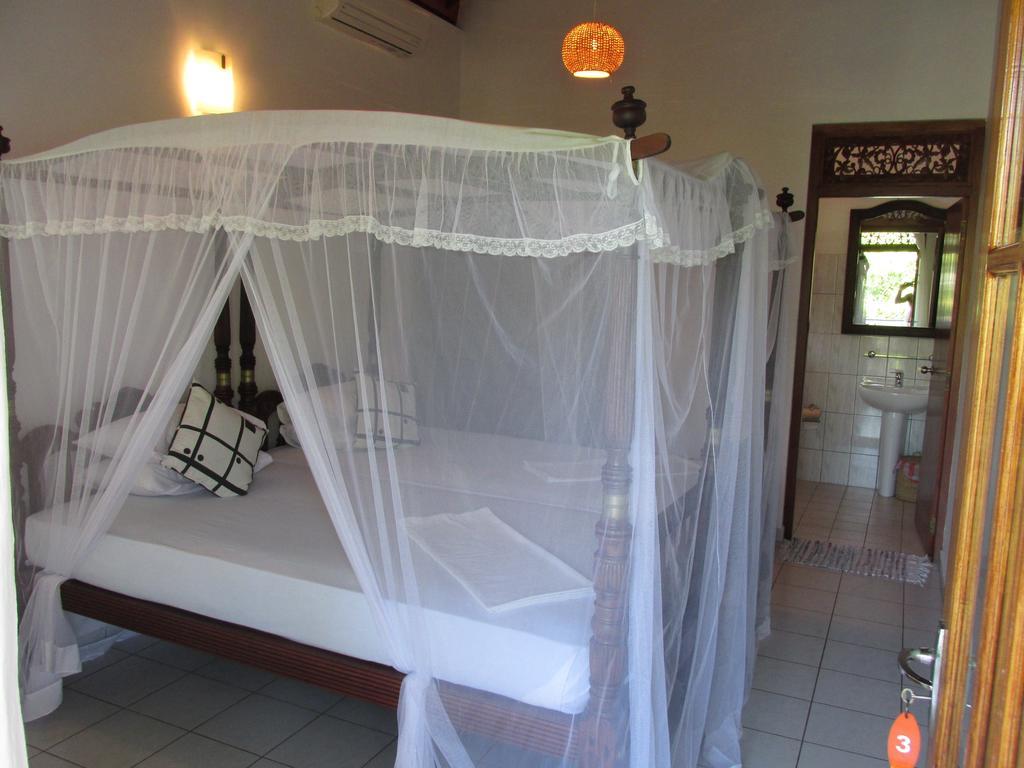 Surf Villa Hikkaduwa Exterior foto