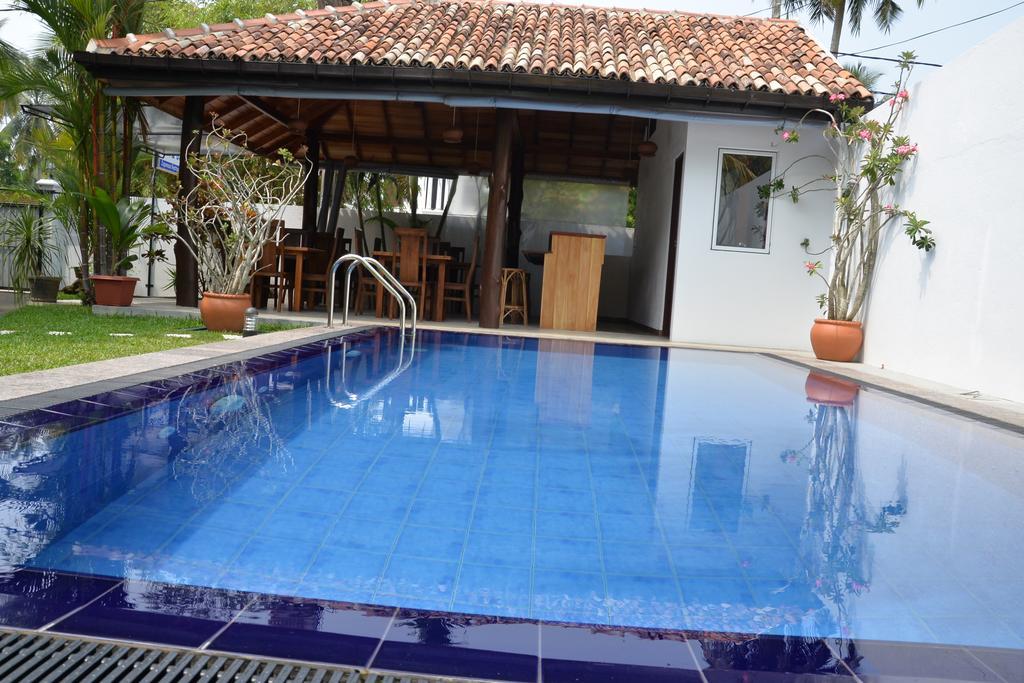 Surf Villa Hikkaduwa Exterior foto