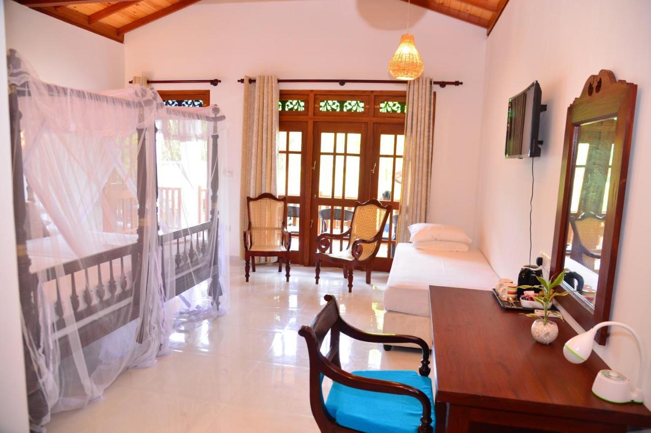 Surf Villa Hikkaduwa Exterior foto